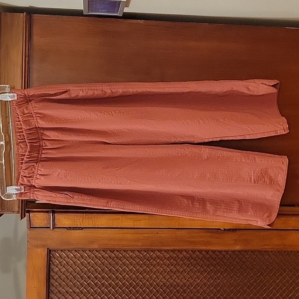 Title Nine | Slaycation Crop pants in size S Fishing Hiking Outdoor